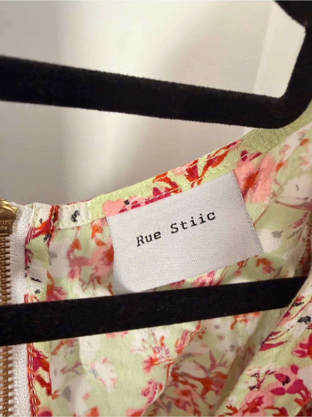 V-Neck Floral Maxi Dress in Cream with Red Print - Picture 4 of 4